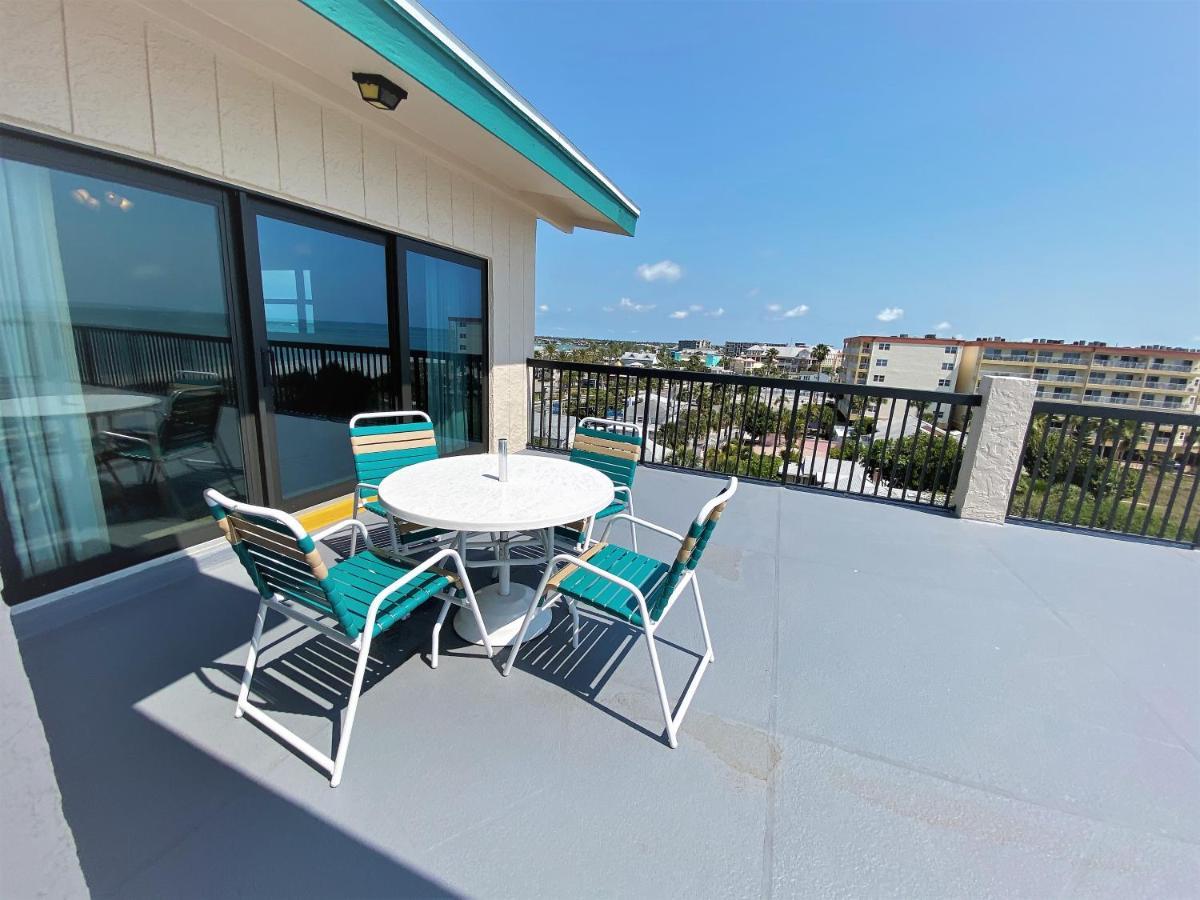 All Seasons Vacation Resort By Liberte Madeira Beach Exterior foto