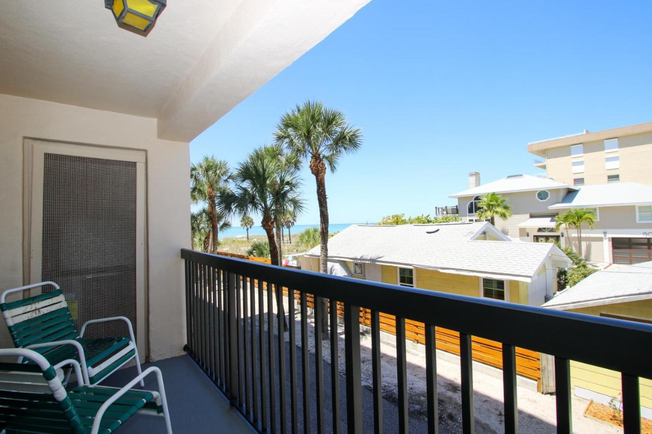 All Seasons Vacation Resort By Liberte Madeira Beach Exterior foto